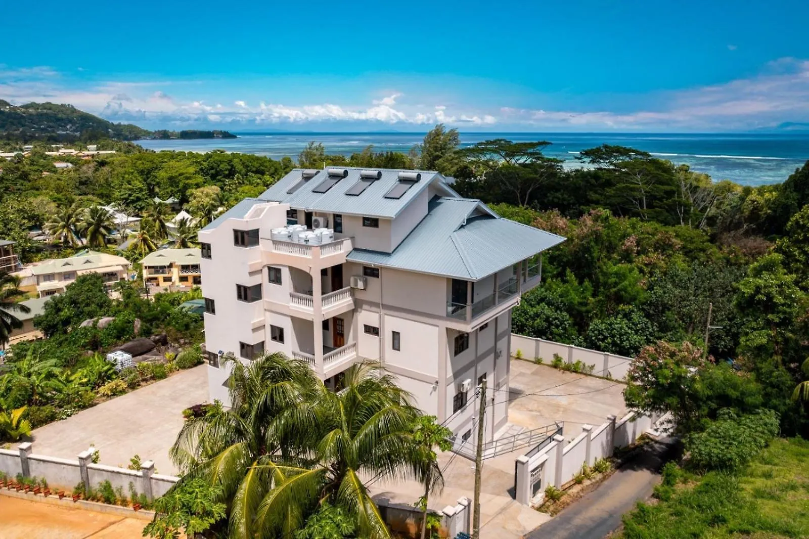 Aran Apartments Au Cap Seychellen
