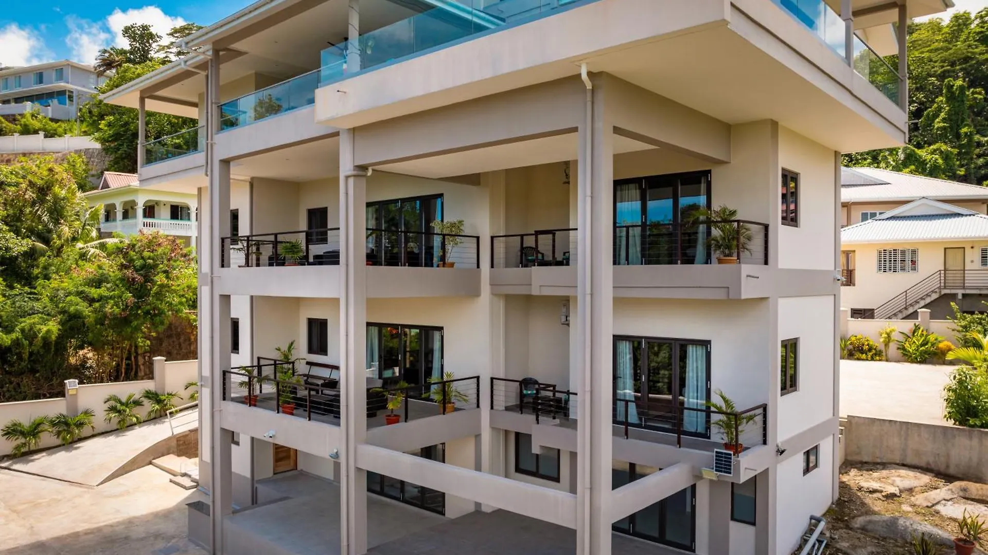 Aran Apartments Au Cap Seychellen